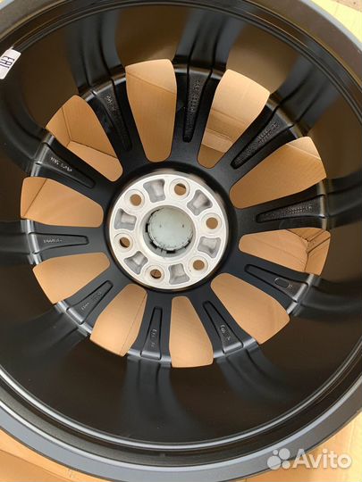 Диски для на Кадиллак Cadillac Escalade R22