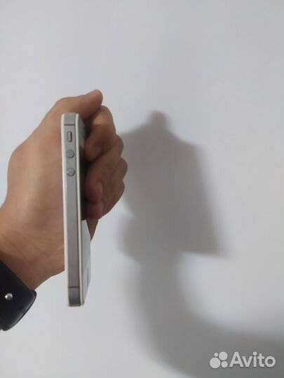 iPhone 4S, 32 ГБ