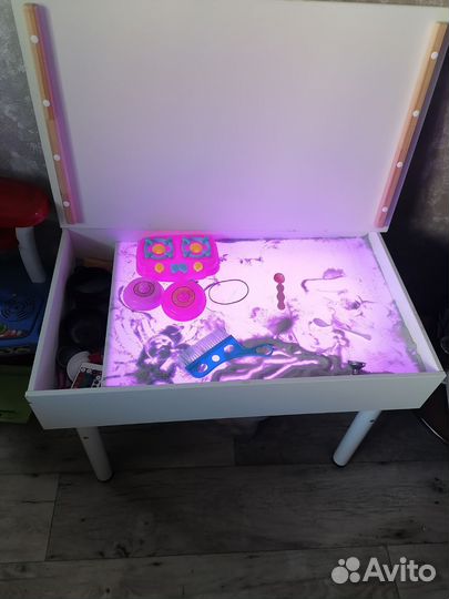 Световой стол для рисования песком