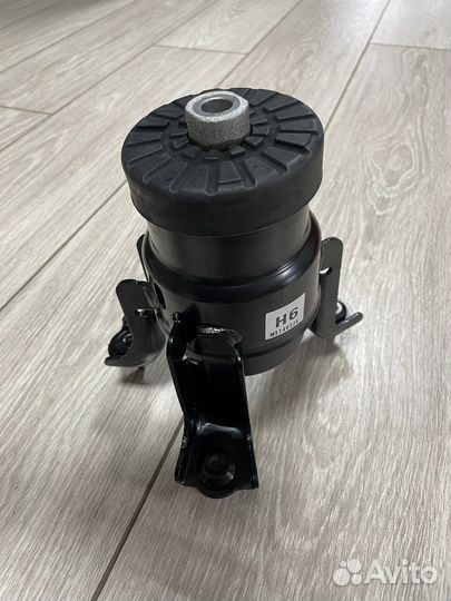 Опора двигателя передняя Toyota Camry V70