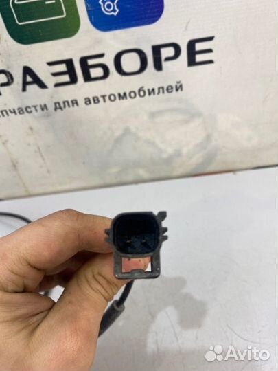Датчик abs передний правый Land Rover Freelander 2
