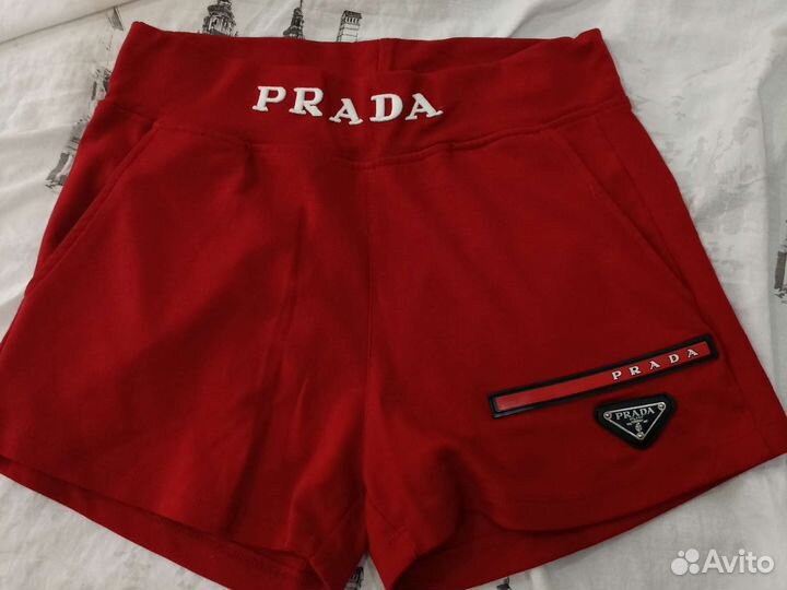 Шорты женские