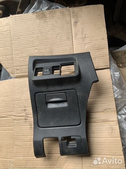 Обшивка пластик салона тойота королла 150