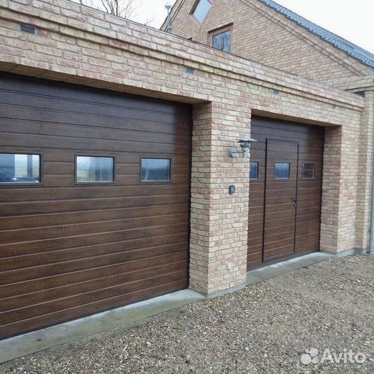 Секционные ворота