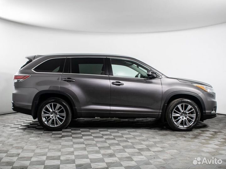 Toyota Highlander 3.5 AT, 2014, 129 334 км