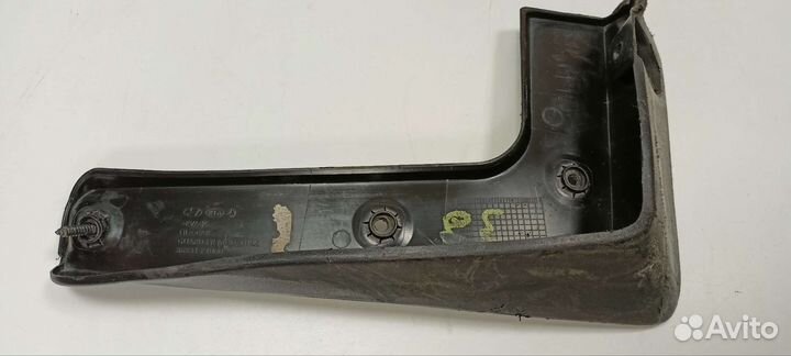 Брызговик kia sportage 4 перед.лев