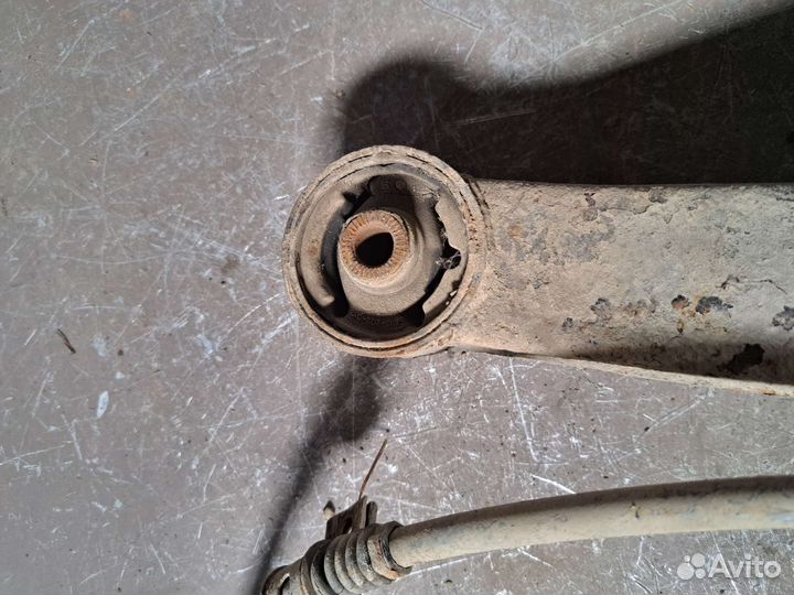 Цапфа задняя правая в сборе Hyundai Sonata 3