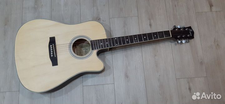 Акустическая гитара Foix