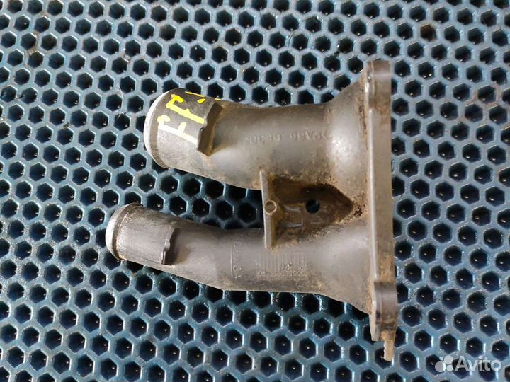 Корпус термостата Ford Focus 3 1.6