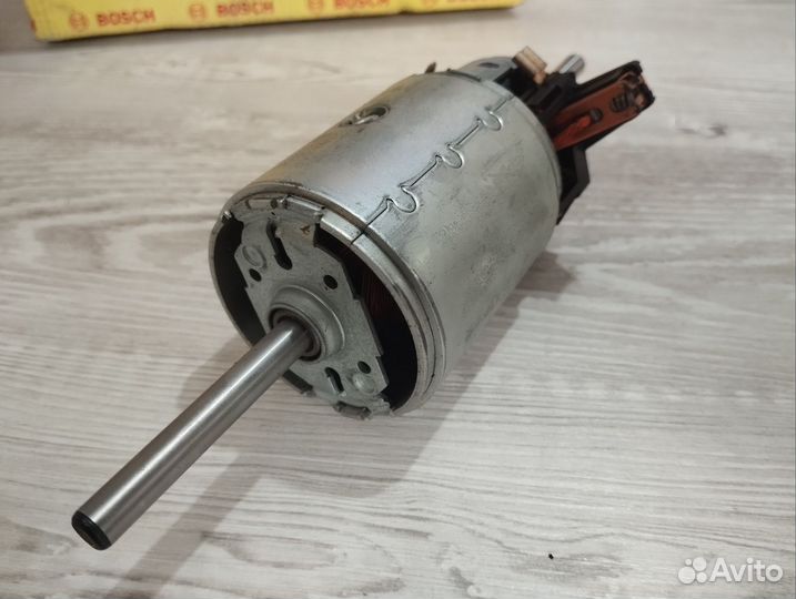 Электродвигатель отопителя MB Actros