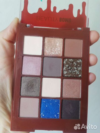 Тени пигмент beauty bomb, Vivienne Sabo, inglot