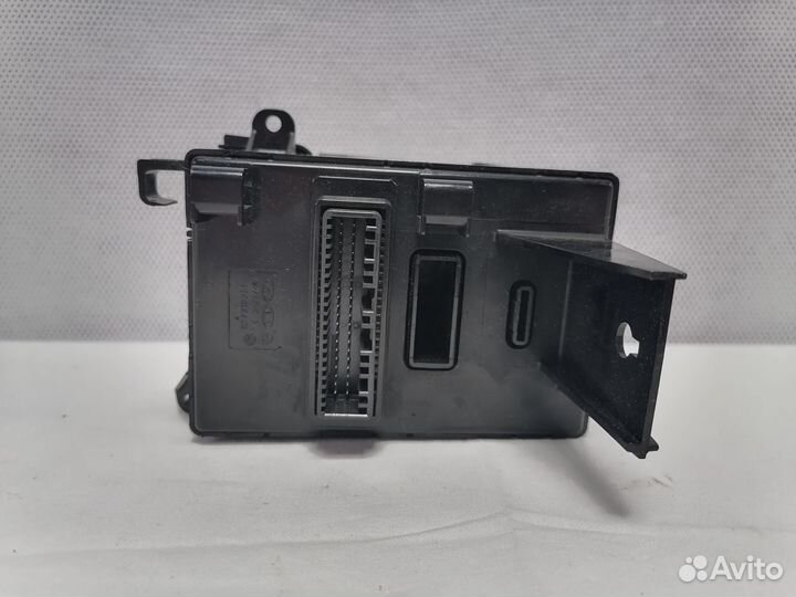 Kia Optima IV 4 jf Блок кнопок обогрева