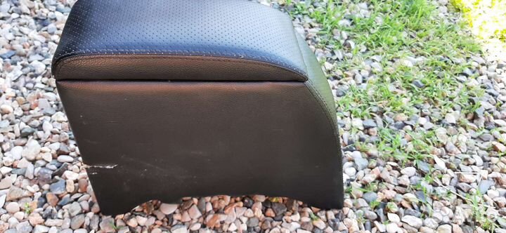 Подлокотник универсальный