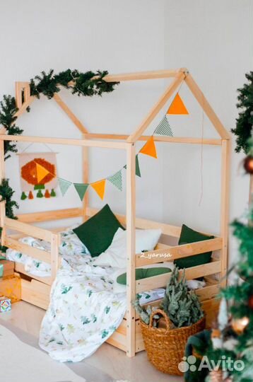 Детская кровать домик