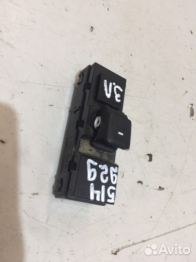 Кнопка стеклоподъемника задняя левая