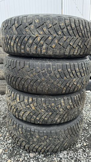 Michelin X-Ice North 4 SUV 225/60 R17 101