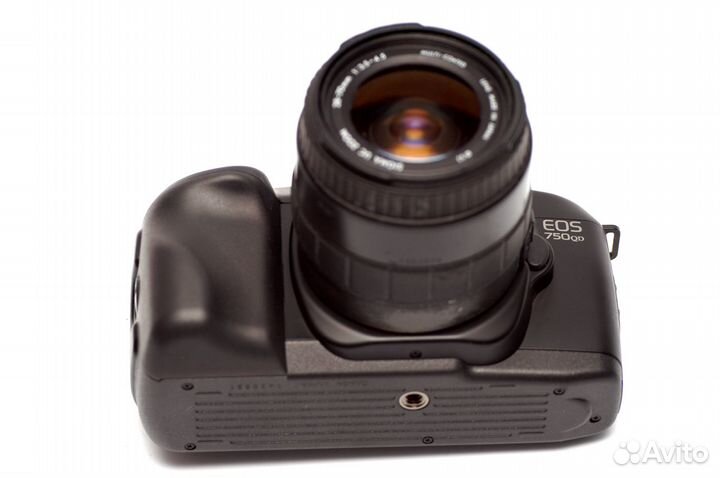 Canon EOS 750QD + Sigma UC Zoom 28-70mm f3.5-4.5