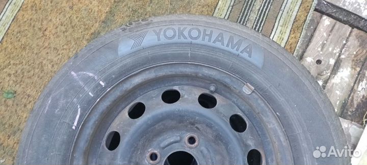 Yokohama BluEarth A34 4/5 R14 88T