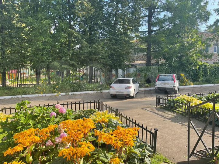 2-к. квартира, 74,4 м², 1/2 эт.