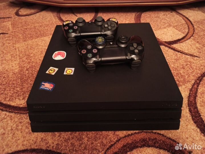 Sony playstation 4 PS4 pro 1tb с играми