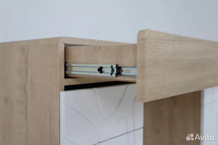 Письменный стол