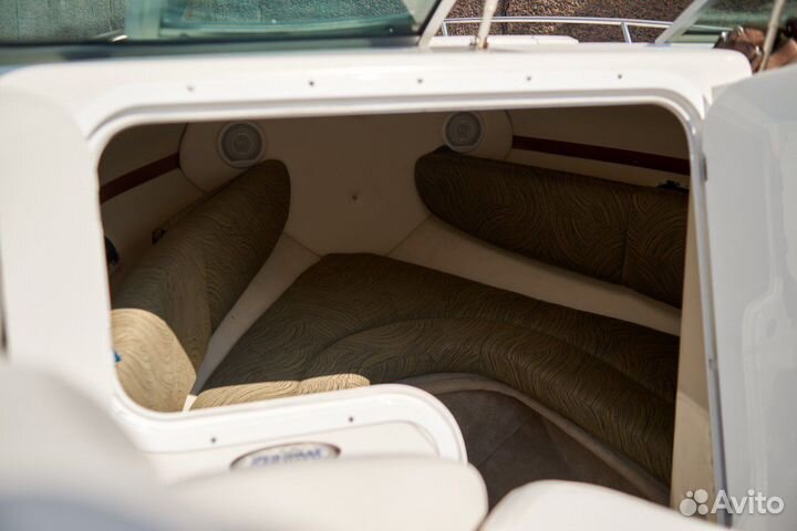 Круизный каютный катер four winns