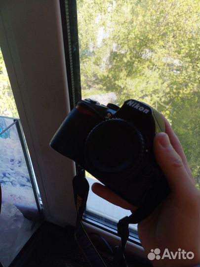 Зеркальный фотоаппарат Nikon D3100