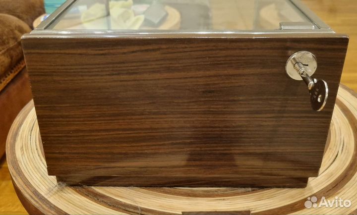 Коробка для хранения украшений