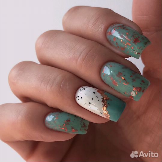 Маникюр с покрытием гель-лаком