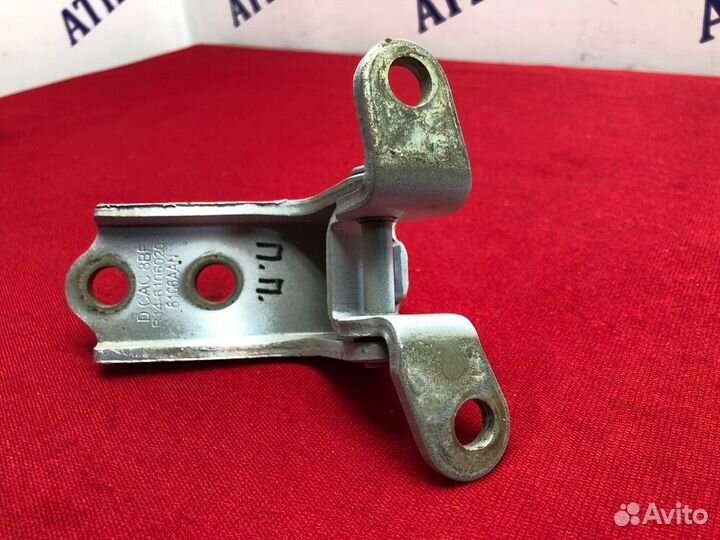 Верхняя петля передняя правая Chery Crosseastar