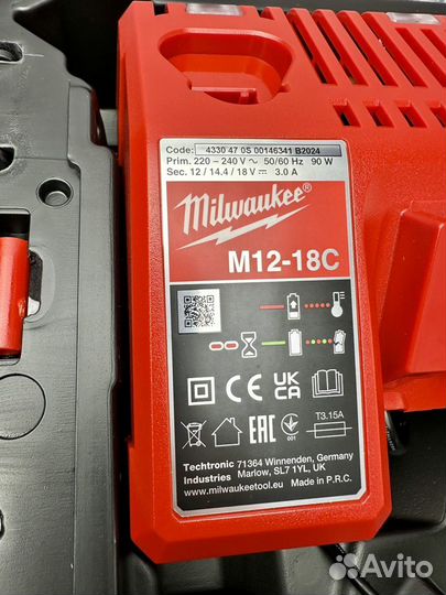 Шуруповерт milwaukee m18 blddrc-402c