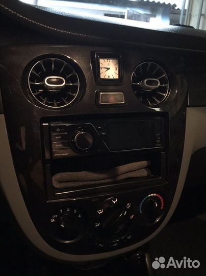 Декотративные вставки салона Шевроле Лачетти