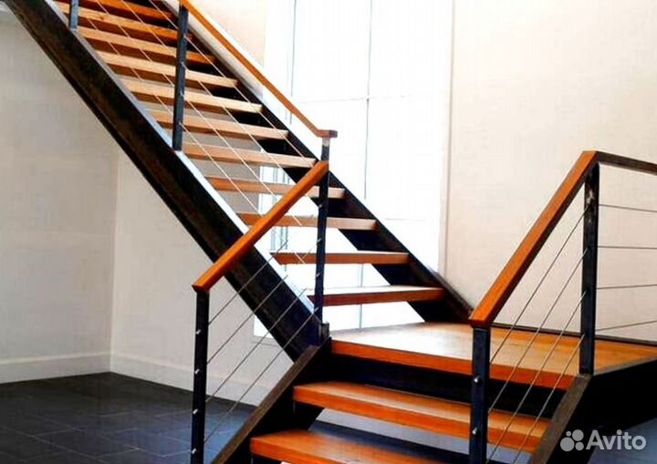 Метлличесакую лестницу Изготовим
