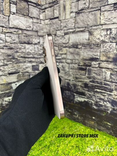 iPhone XR в корпусе 16 Pro