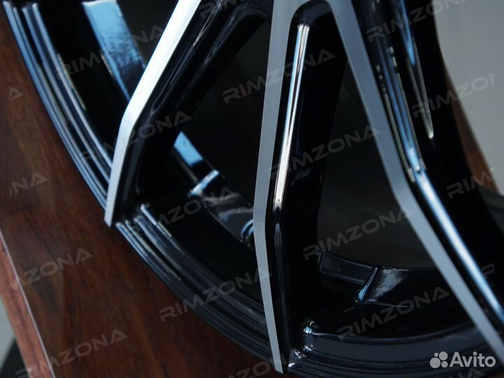 Литые диски Shogun R18 на Skoda. Арт1851