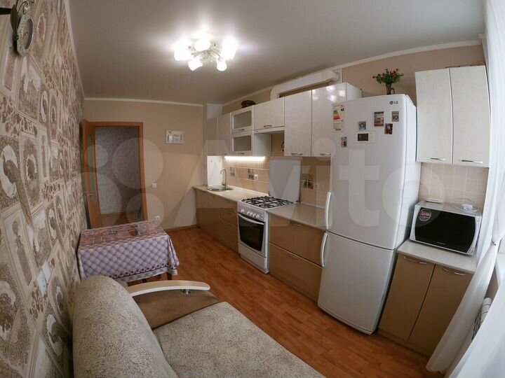 2-к. квартира, 60 м², 3/10 эт.