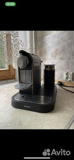 Капсульная кофемашина nespresso с капучинатором