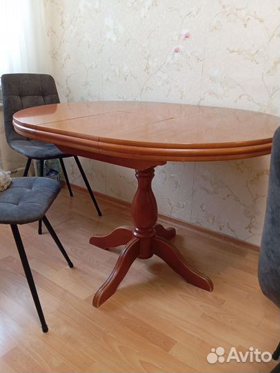 Кухонный стол круглый раскладной