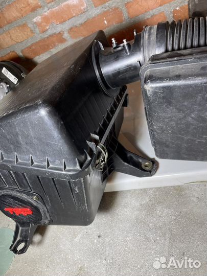 Land Cruiser 100 Корпус воздушного фильтра