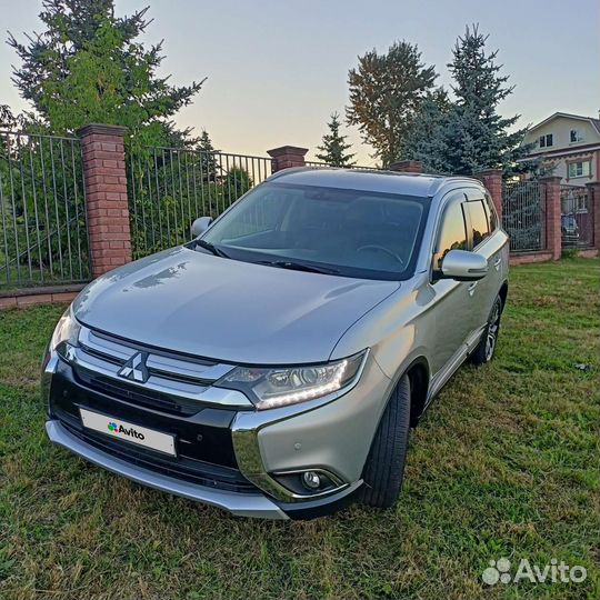Mitsubishi Outlander 2.4 CVT, 2016, 48 000 км