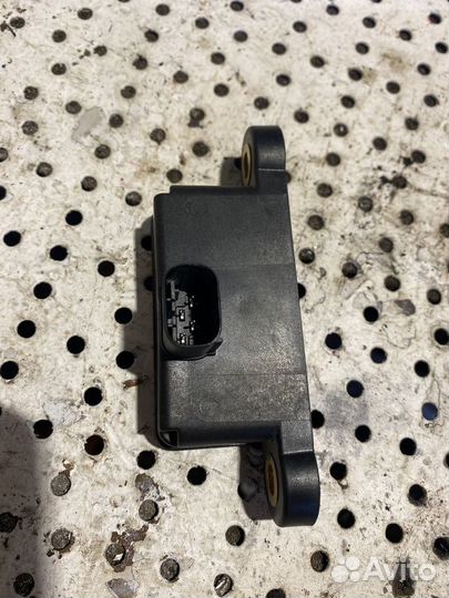 Датчик ускорения Mitsubishi ASX