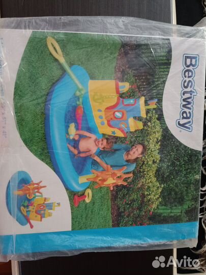 Бассейн детский новый