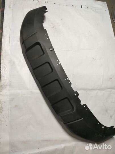 Накладка переднего бампера KIA sportage 865120Z500