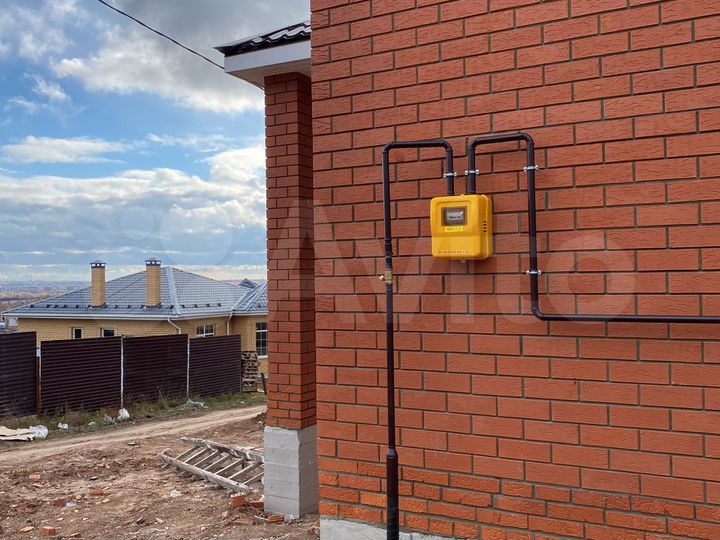 Коттедж 105 м² на участке 4 сот.