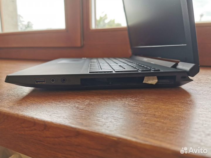 I3-9100 (1151 v2), 8Gb RAM, SSD 512Gb, IPS 15,6