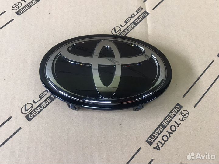 Эмблема toyota camry 70 rav4 50