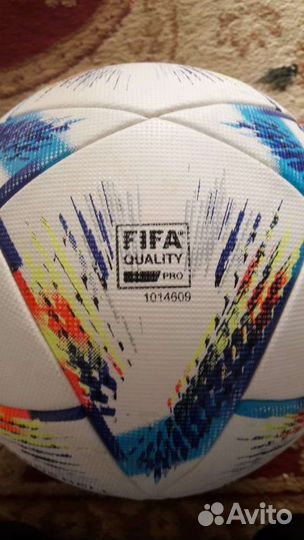 Продается мяч