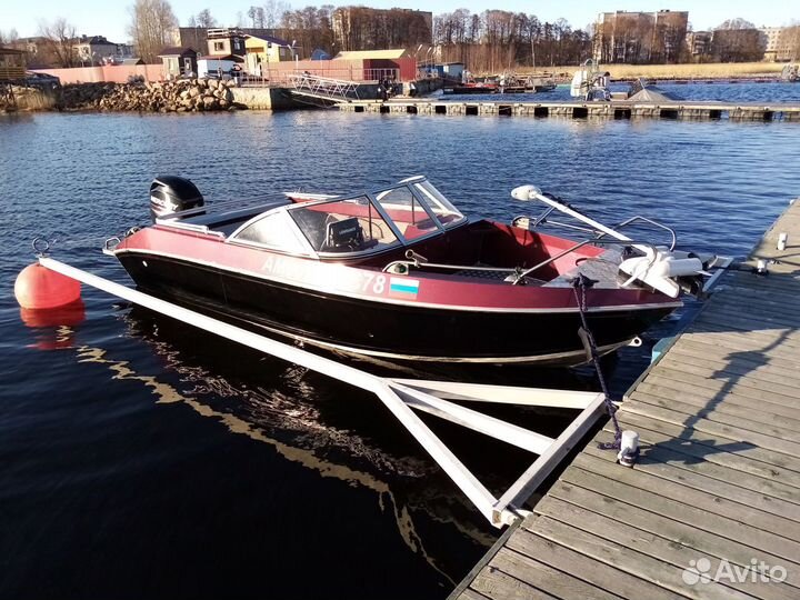 Рыбалка, прогулка на катере с гидом