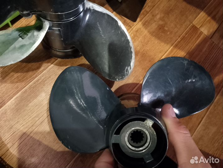 Винт для лодочного мотора