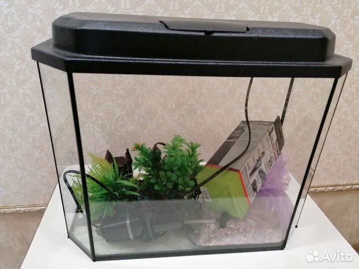 Продам аквариум 30 литров (комплект)